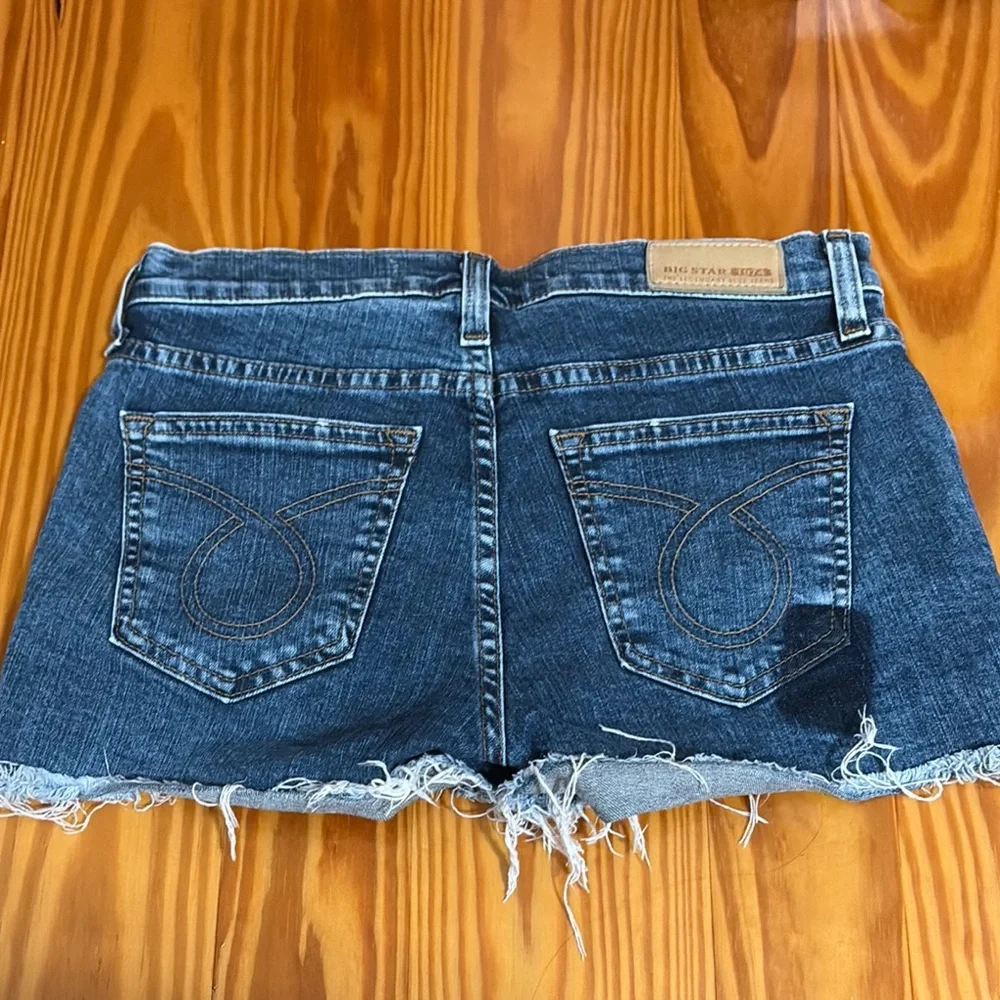 Big Star Blue Jean Shorts Distressed Frayed Hem - Picture 3 of 4